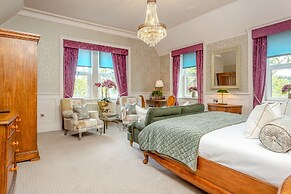 Muckrach Country House