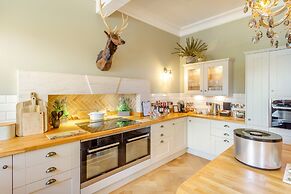 Muckrach Country House