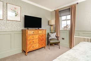 Muckrach Country House