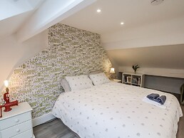 1 Castle Terrace