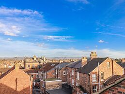 1 Castle Terrace