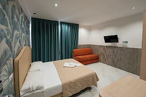 CLAPA GROUP DISLOCATED HOSPITALITY