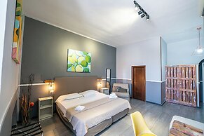 CLAPA GROUP DISLOCATED HOSPITALITY