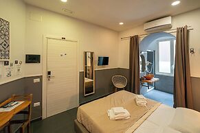 CLAPA GROUP DISLOCATED HOSPITALITY