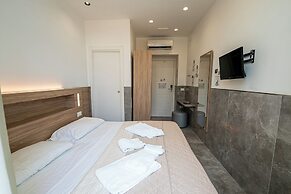 CLAPA GROUP DISLOCATED HOSPITALITY