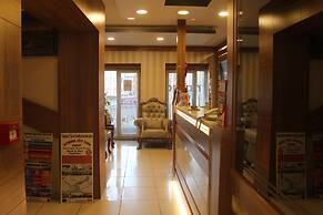 GROSS HOTEL