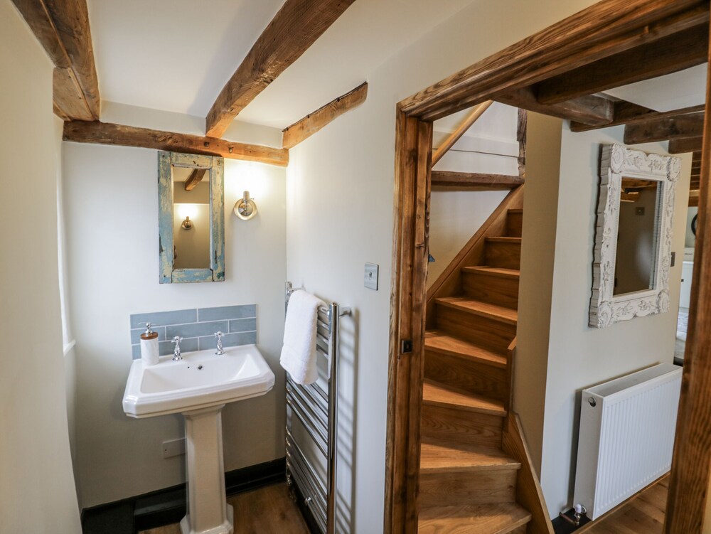 Weston Cottage