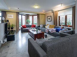 Group Accommodation in Borgloon Hof Van Kalenberg