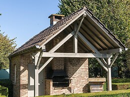 Group Accommodation in Borgloon Hof Van Kalenberg