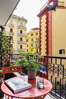 MH SUITES PLEBISCITO
