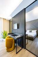 MH SUITES PLEBISCITO