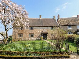 Manor Cottage