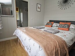 Pine Lodge