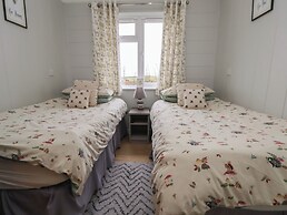 Pine Lodge
