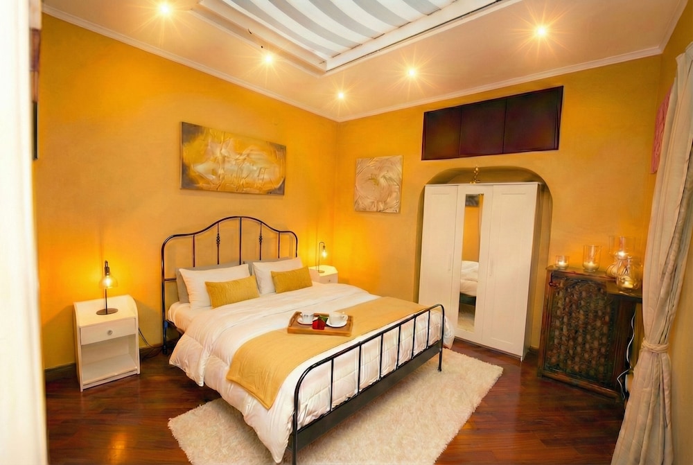Navona Apartment