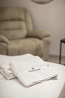 Leon Hotel
