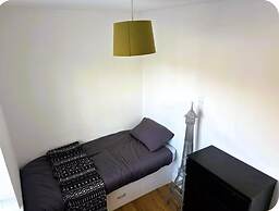 Stratos Realty
