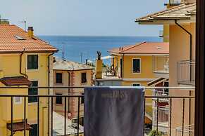 Kriss Apartments