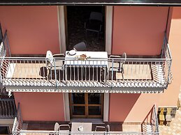 Kriss Apartments