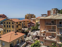 Kriss Apartments