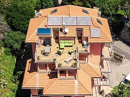 Kriss Apartments