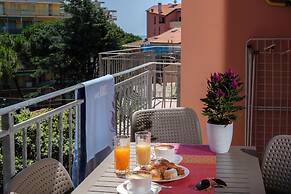 Kriss Apartments