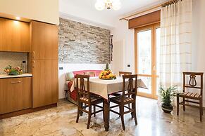 Kriss Apartments