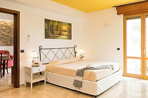 Kriss Apartments