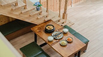 Gyeongju Cheongbori Pension