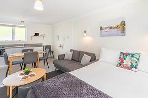 Kings Court Motel