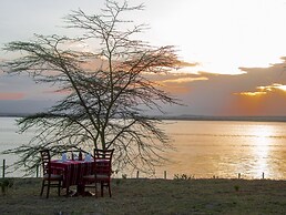 OLIVE LAKE ELEMENTAITA LODGE