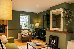 Beautiful 3 Bedroom Cotswold Cottage