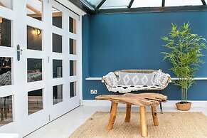Beautiful 3 Bedroom Cotswold Cottage