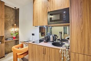 Suite Premium Facing the Chateau de Vincennes