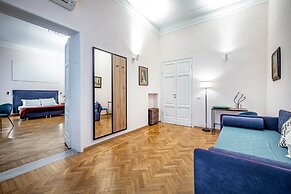 Five Suites Mantellate