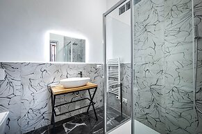 Five Suites Mantellate
