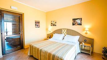 Aura Club Porto Rhoca