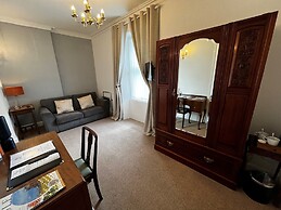 Lomond Guest House