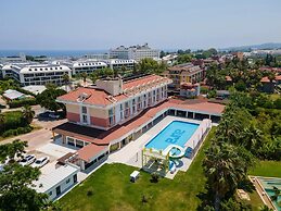 Pera Aura Resort Hotel & Spa - All Inclusive