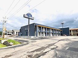 Airport Inn
