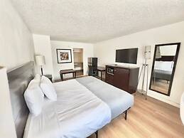 Airport Inn