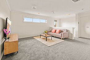 StayAU Modern Sanctuary Mins Ct&Airport