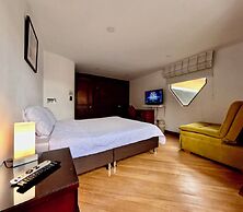 HOTEL CASA IRIS