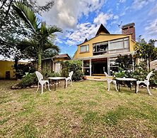 HOTEL CASA IRIS