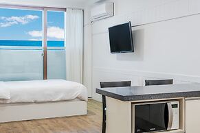 Uljin Sea and Moment Pension