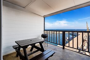Uljin Sea and Moment Pension