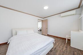 Uljin Sea and Moment Pension