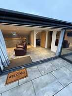 The South Coast Snug