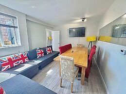 Eastcote Place Apartment
