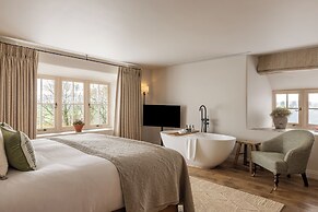 Louma Country Hotel